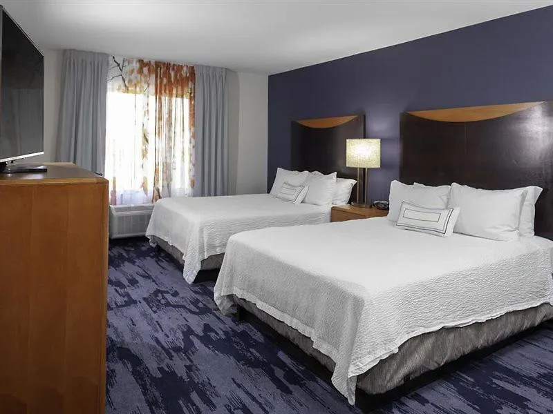 Fairfield Inn & Suites By Marriott Matthews Charlotte 3*,