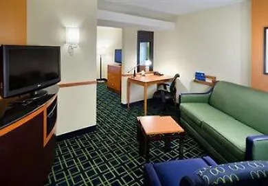 Fairfield Inn & Suites By Marriott Matthews Charlotte 3*,